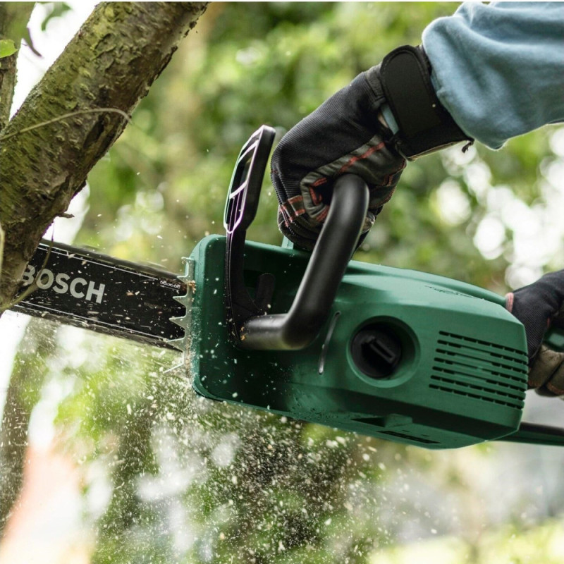 Bosch Пила цепная UniversalChain 40, 1800 Вт, 40 см (0.600.8B8.402)