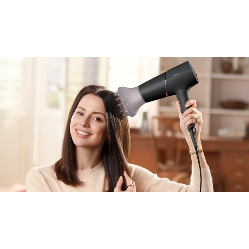 Philips hair dryer 5000 Series, 3W, 3 modes, diffuser, ionization, cold blowing, black (BHD538/30)