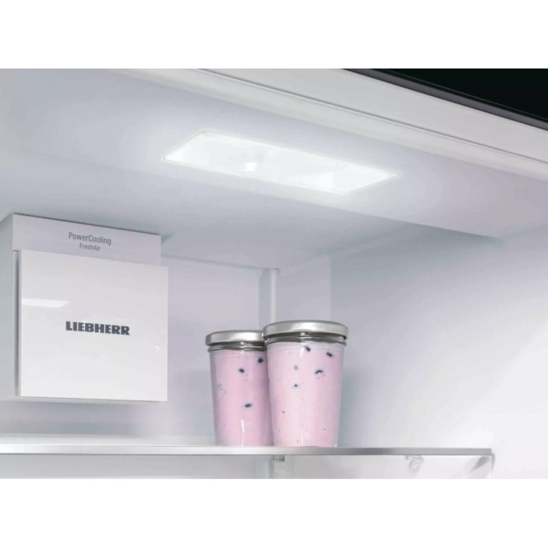 Liebherr Ref with bottom freezer, 201.5x59.7х67.5, ref-266L, freez.-94L, 2doors, А+++, NF, display int, black (CNBDC573I)