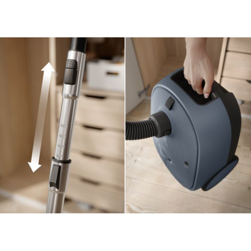 Electrolux Пылесос мешковый, 750Вт, мешок-3.5л, HEPA12, s-bag, 4 насадки, синий (EB61C4DB)