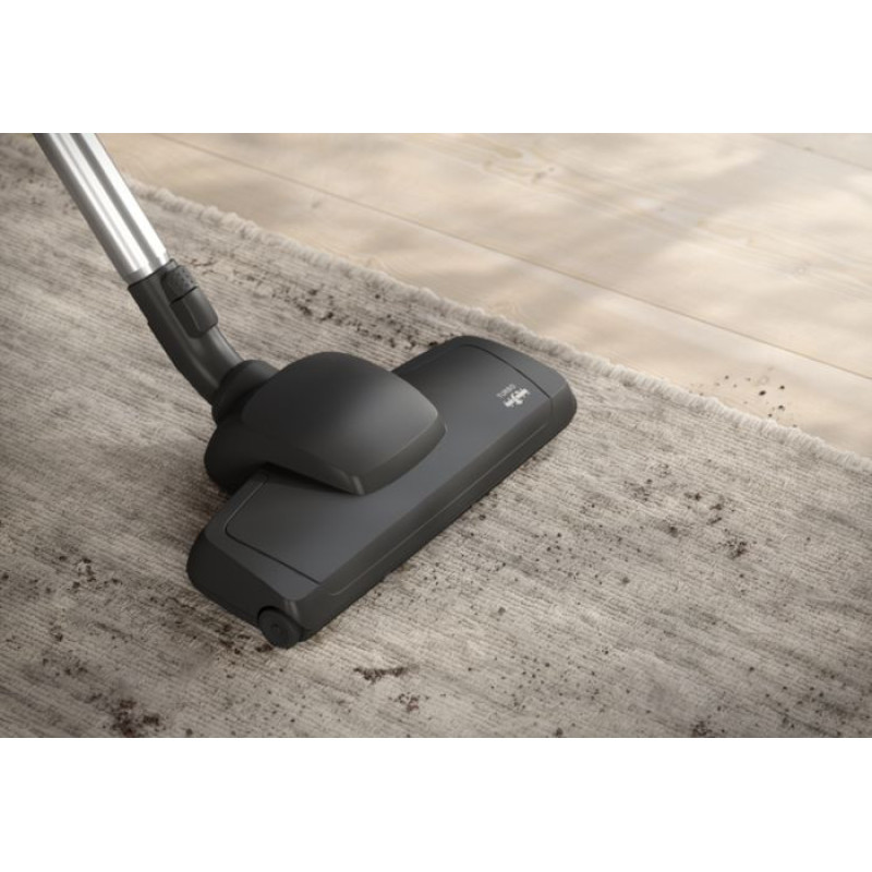 Electrolux Пылесос мешковый, 750Вт, мешок-3.5л, HEPA12, s-bag, 4 насадки, синий (EB61C4DB)