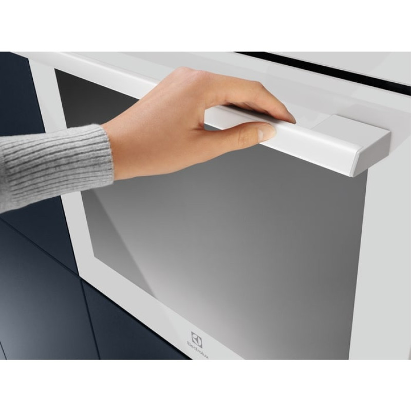 Electrolux Духова шафа електрична, 72л, A+, пара, дисплей, конвекція, піроліз, телескопічні напрямні, білий (EOE8P39WV)