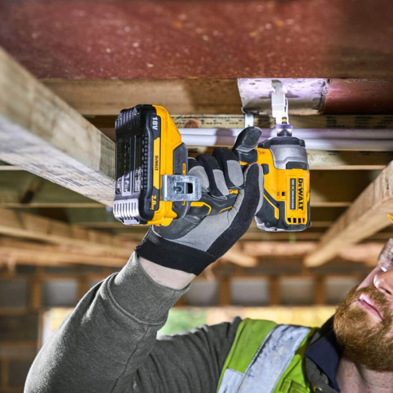 DeWALT 18V XR Li-Ion brushless cordless impact driver 190 Nm 2800 rpm case 0.96 kg (DCF809D2T)