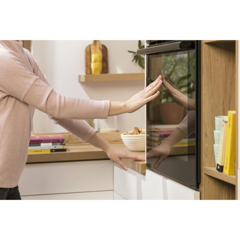 Gorenje Духова шафа електрична, 77л, A+, пара, дисплей, піроліз, чорний (BPS6737E07B)